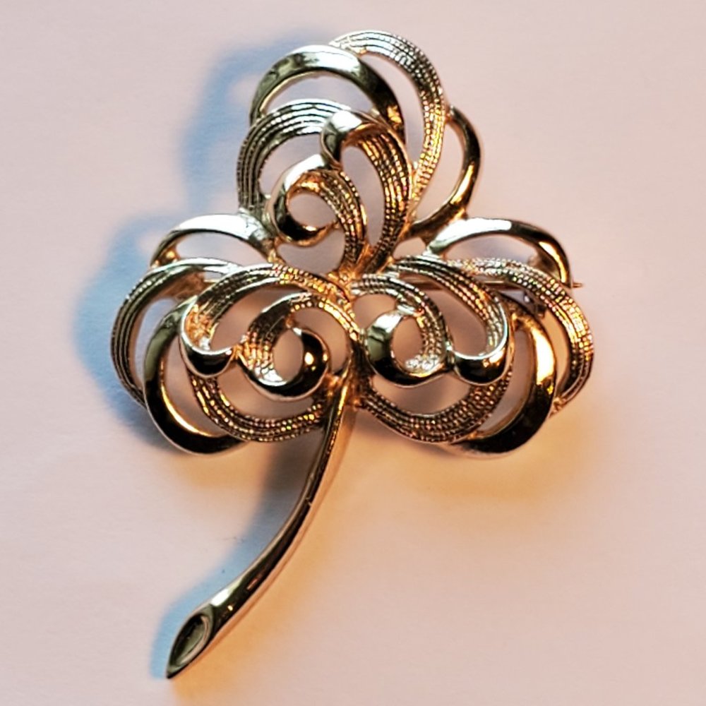 3/$15 Vintage Sarah Coventry "Feather Bright" 1973 Large 2 3/16" Brooch